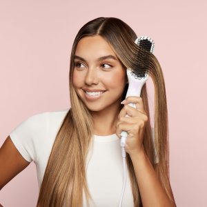 OUAI x Mane Anti-Frizz Kit